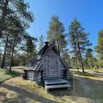 Lomakylät Porotila Toini Sanila